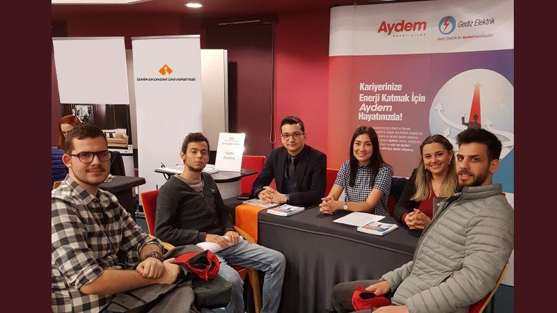  A Meet-up with Students at the İzmir University of Economics Career Days Event 