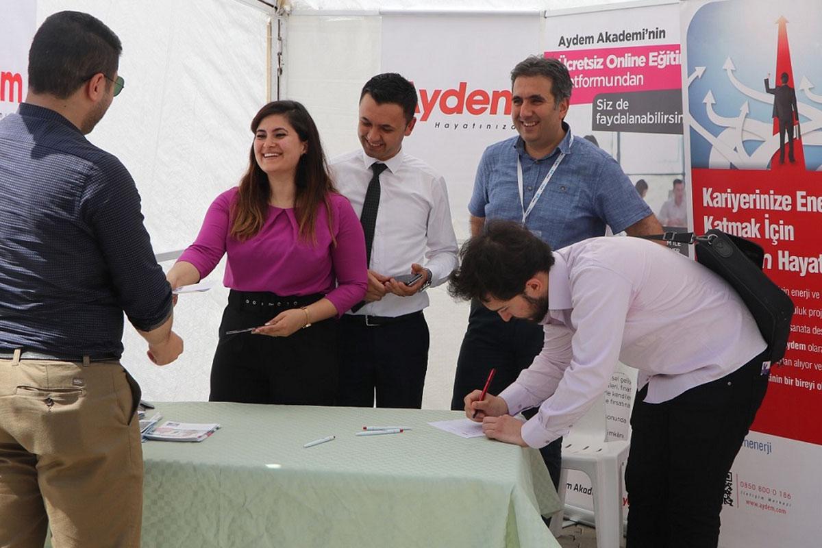  Aydem Attends the 7th Human Resources and Employment Fair held by Denizli İŞKUR 